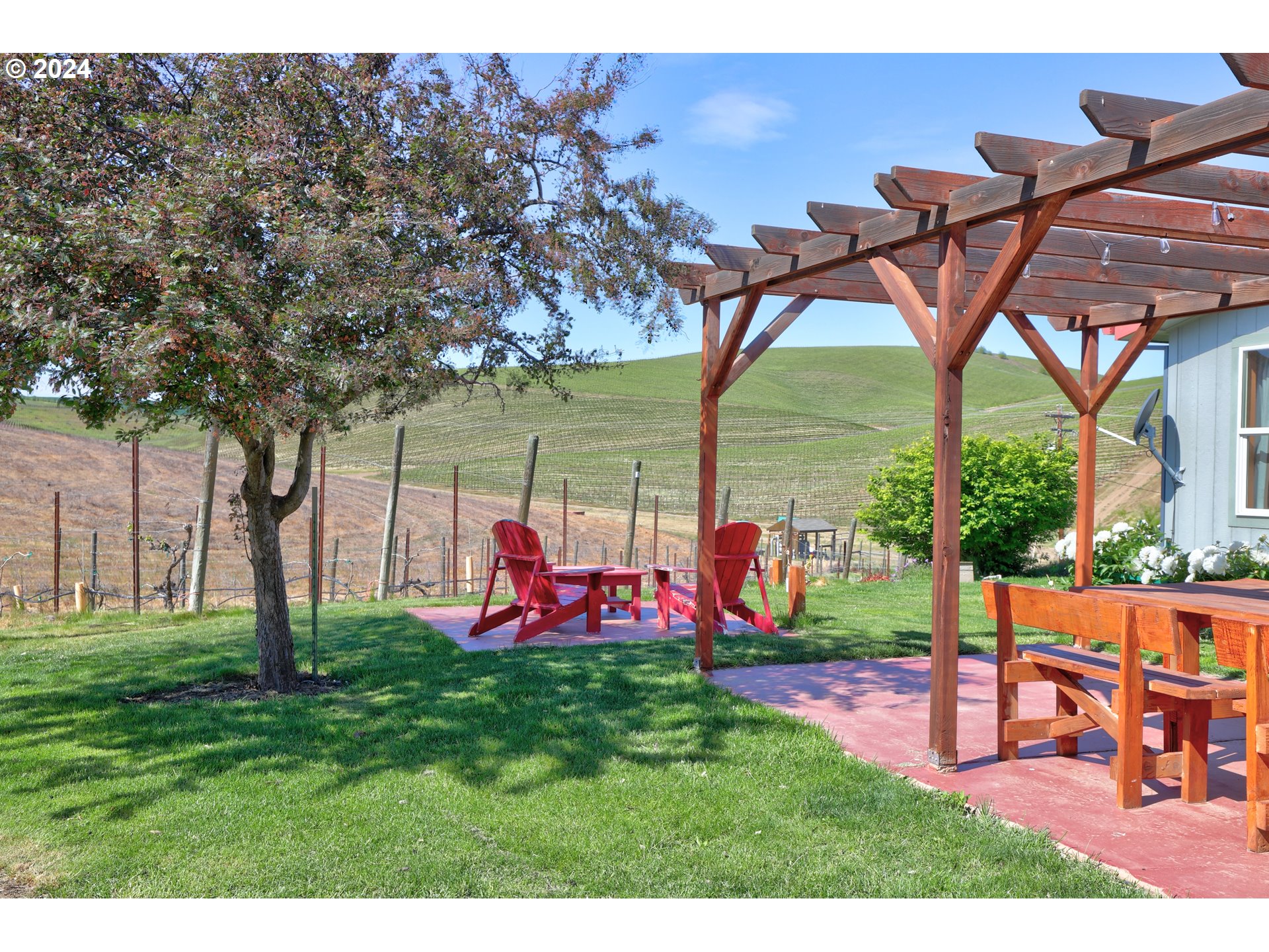 4532 Emerson Loop Road The Dalles, OR 97058 - Photo 2 of 48