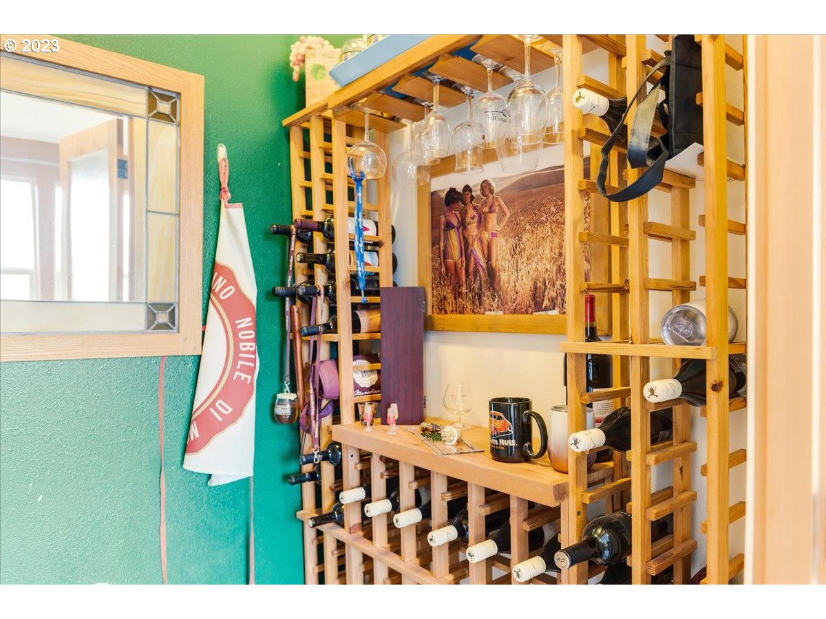 4532 Emerson Loop Road The Dalles, OR 97058 - Photo 25 of 48