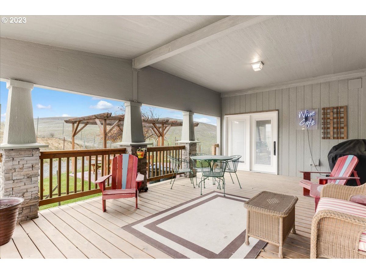 4532 Emerson Loop Road The Dalles, OR 97058 - Photo 38 of 48