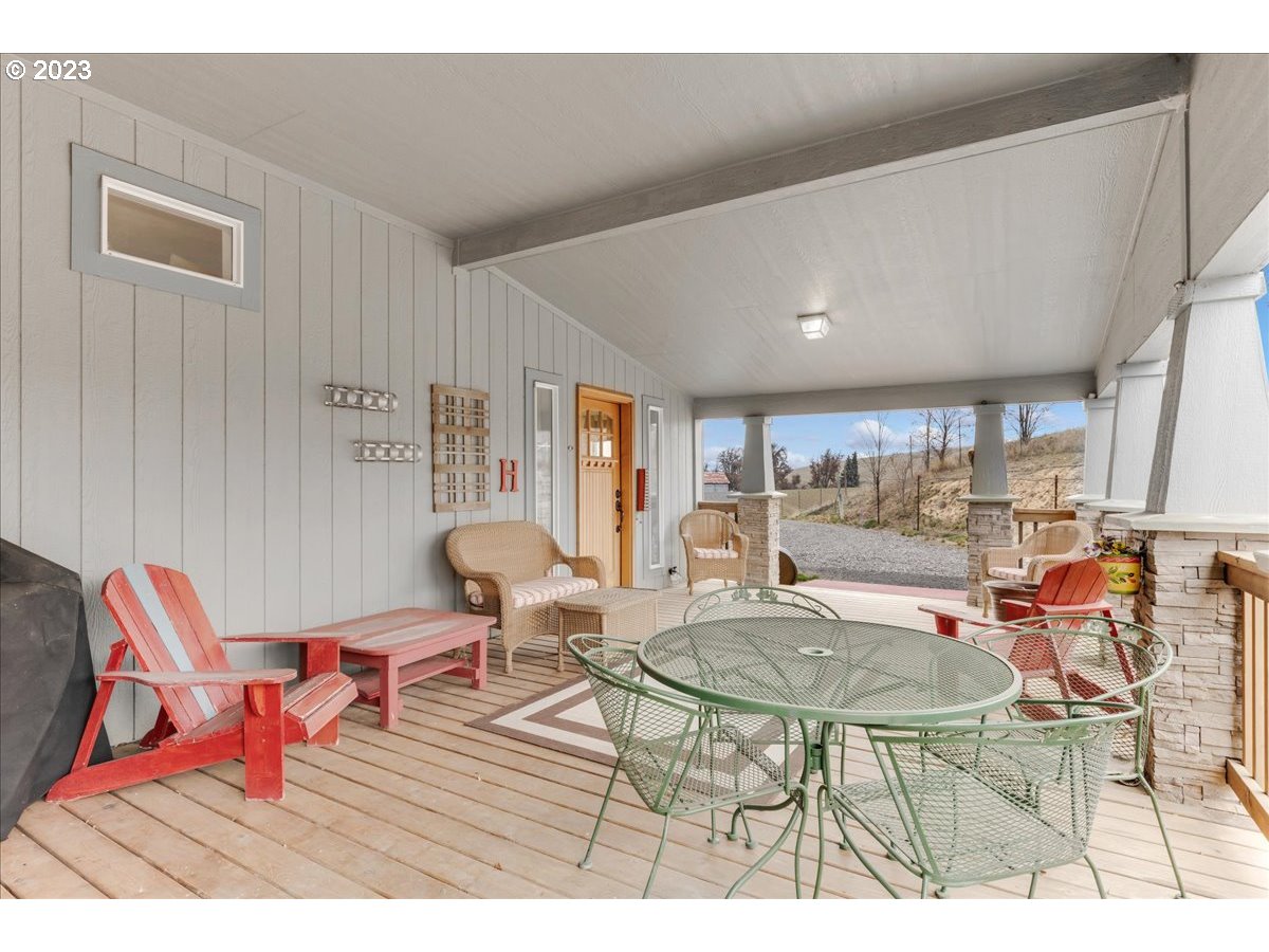 4532 Emerson Loop Road The Dalles, OR 97058 - Photo 39 of 48