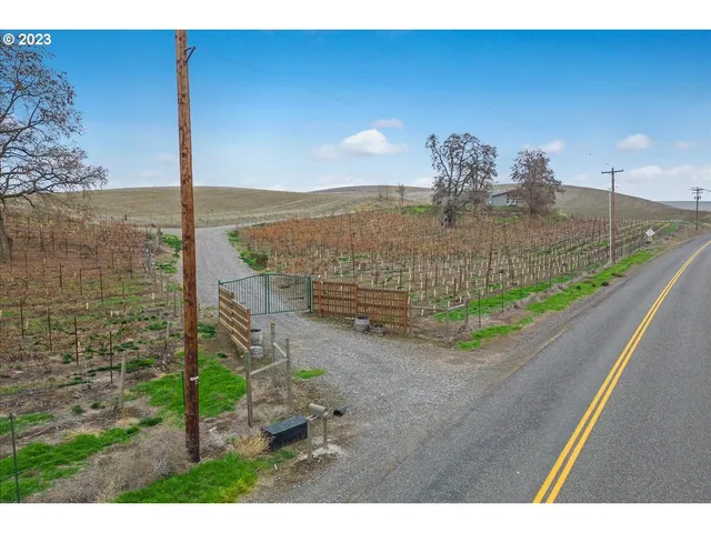 $750,000 | 4532 Emerson Loop Road, The Dalles, OR 97058