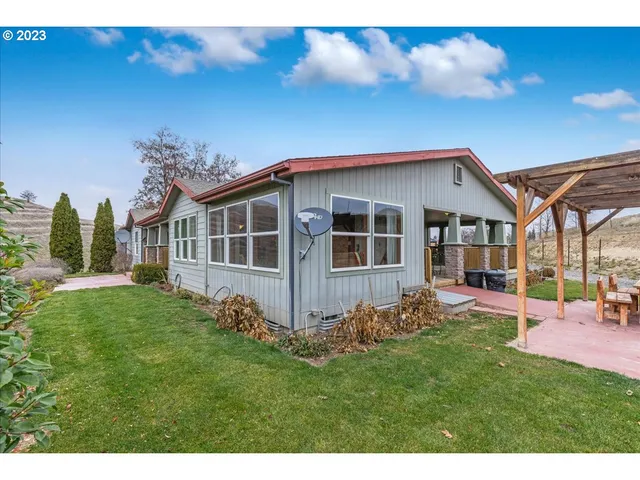 $750,000 | 4532 Emerson Loop Road, The Dalles, OR 97058