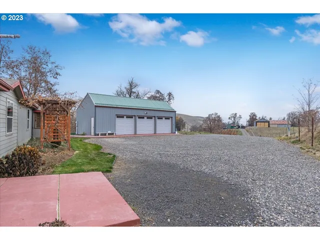 $750,000 | 4532 Emerson Loop Road, The Dalles, OR 97058