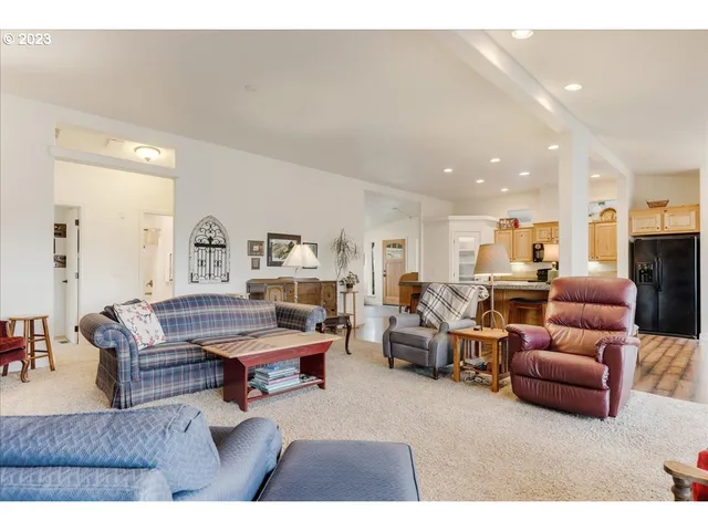 $750,000 | 4532 Emerson Loop Road, The Dalles, OR 97058