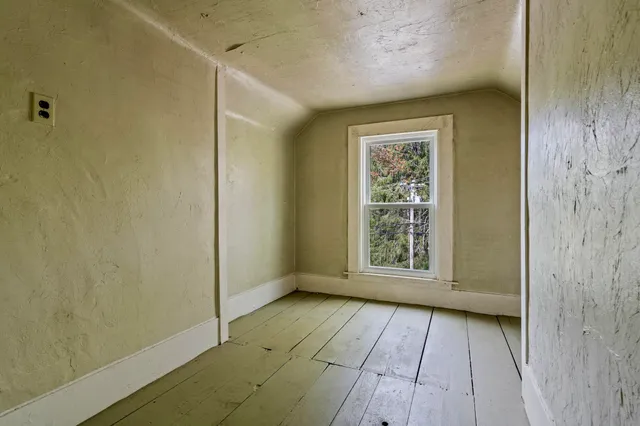 $395,000 | 2 Bonny Eagle Road, Hollis Center, ME 04042