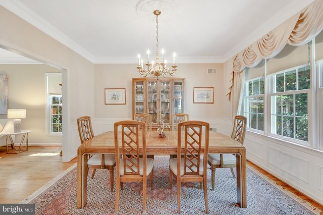 $1,650,000 | 7628 Huntmaster Lane, McLean, VA 22102