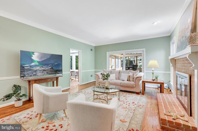 $1,650,000 | 7628 Huntmaster Lane, McLean, VA 22102