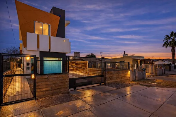 $3,000 | 1933 East Monroe Street, Unit 2, Phoenix, AZ 85034