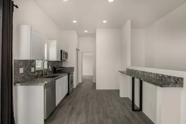 $3,000 | 1933 East Monroe Street, Unit 2, Phoenix, AZ 85034