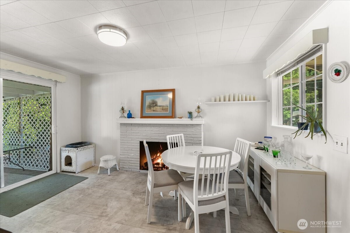 859 Southwest 132nd Street Burien, WA 98146 - Photo 13 of 37