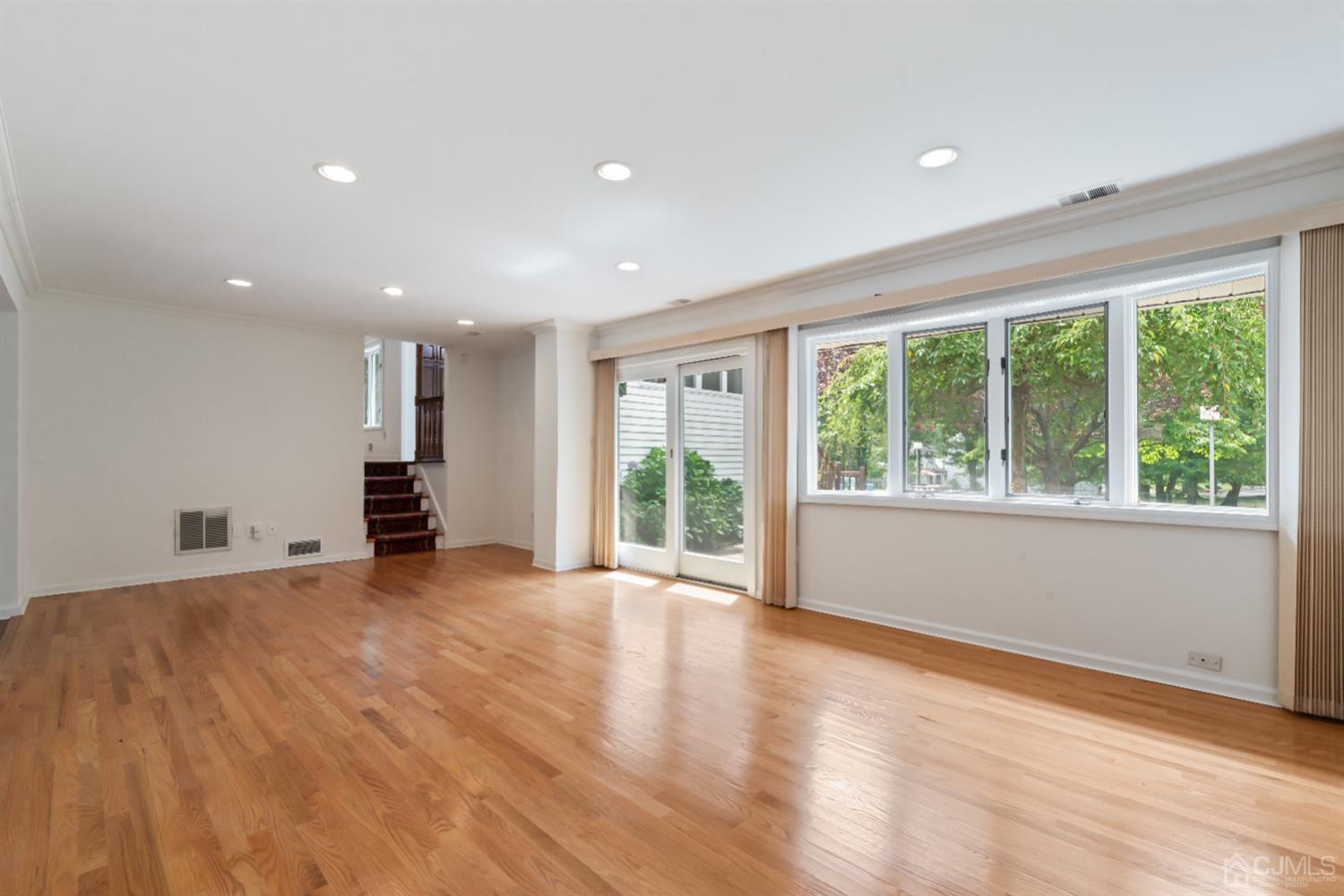 13 Chandler Road Edison, NJ 08820 - Photo 17 of 53