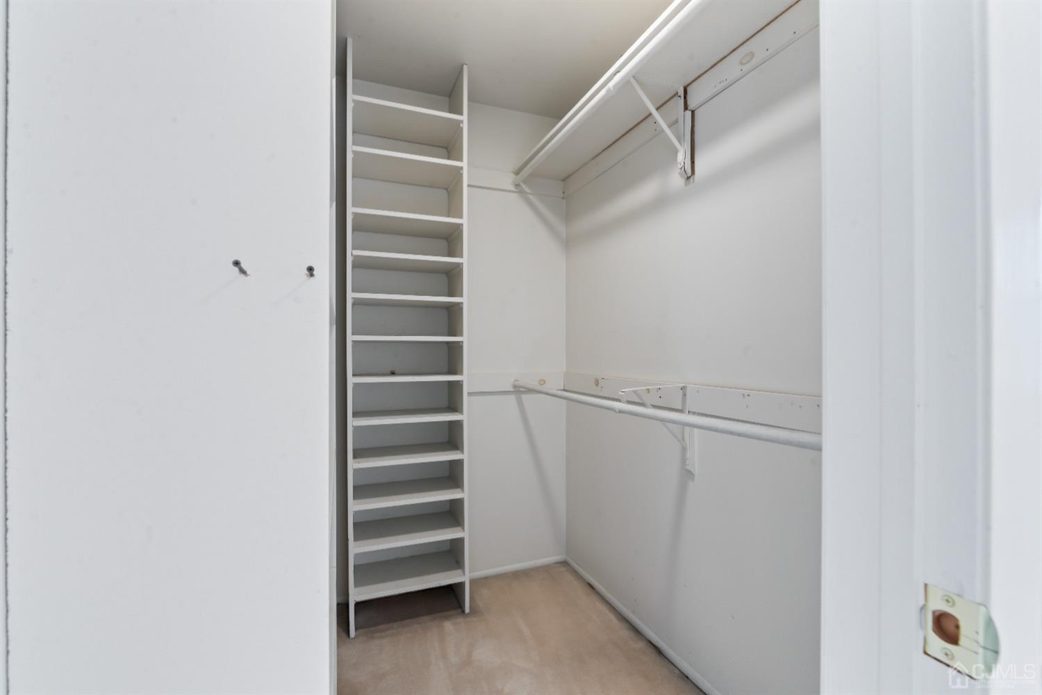 13 Chandler Road Edison, NJ 08820 - Photo 24 of 53