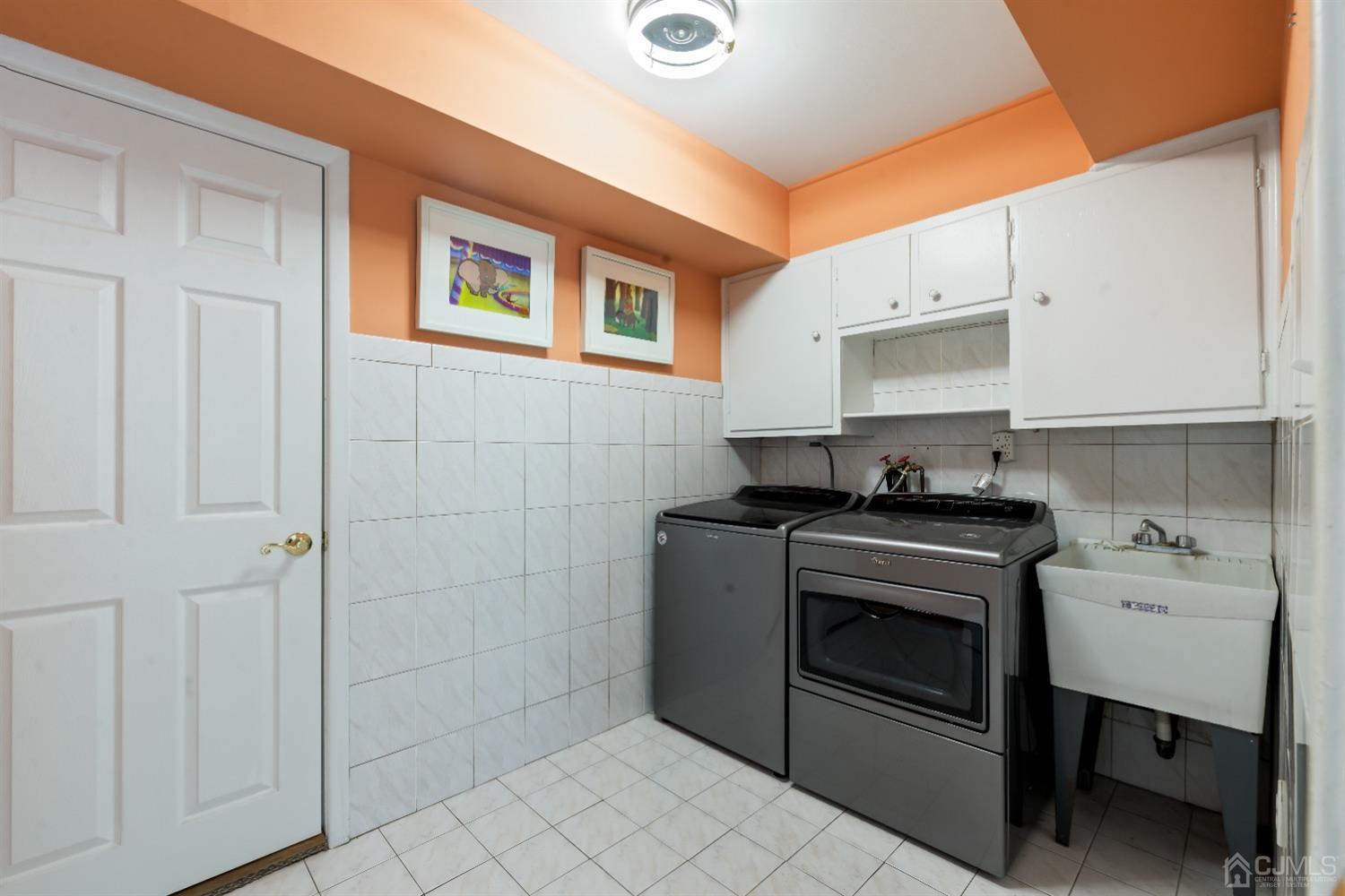 13 Chandler Road Edison, NJ 08820 - Photo 33 of 53