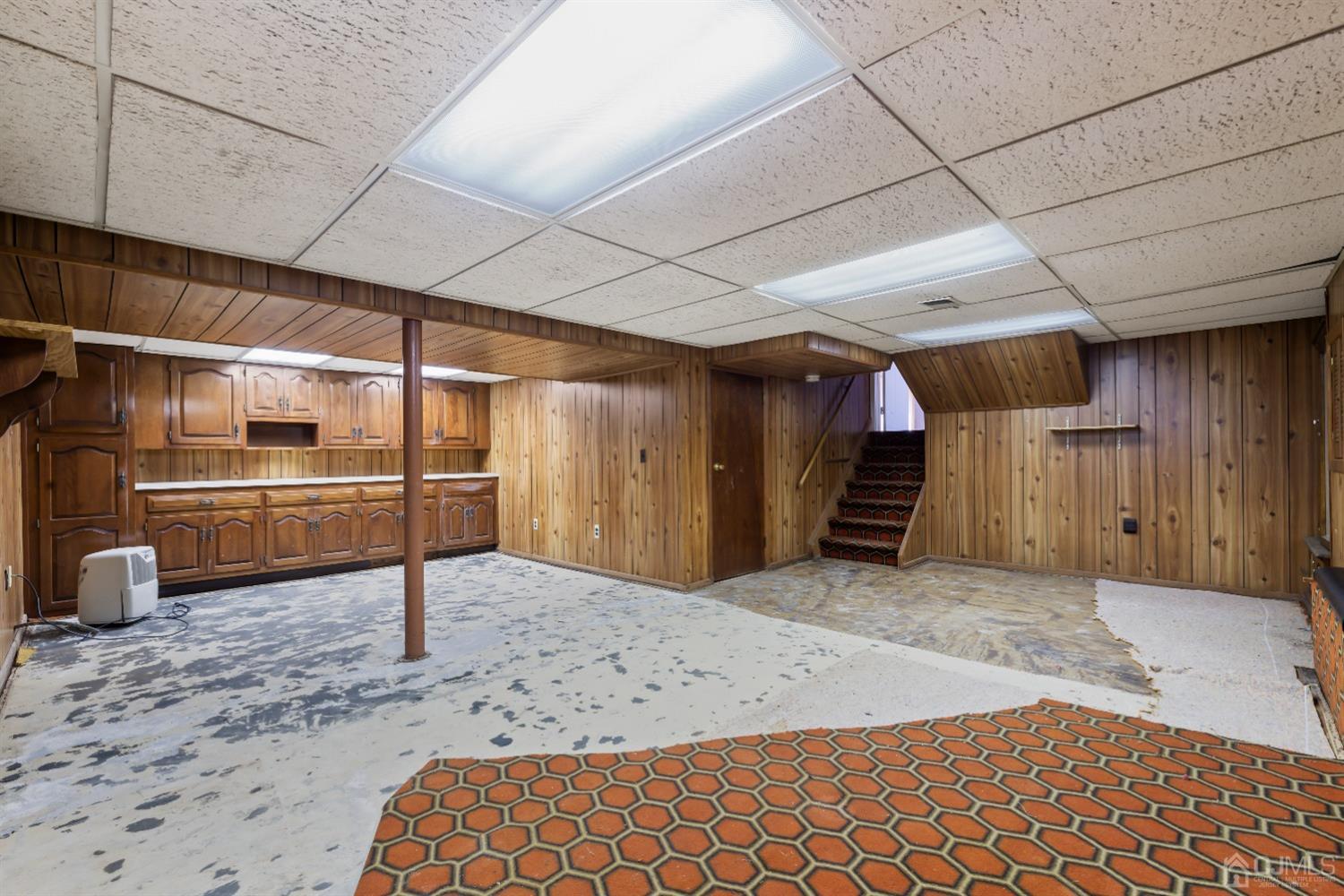 13 Chandler Road Edison, NJ 08820 - Photo 34 of 53