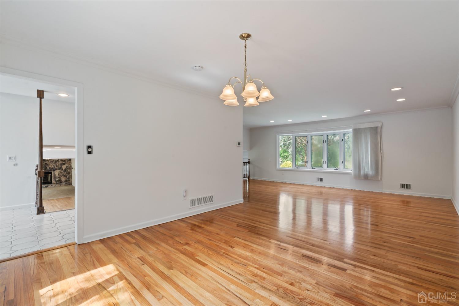 13 Chandler Road Edison, NJ 08820 - Photo 8 of 53