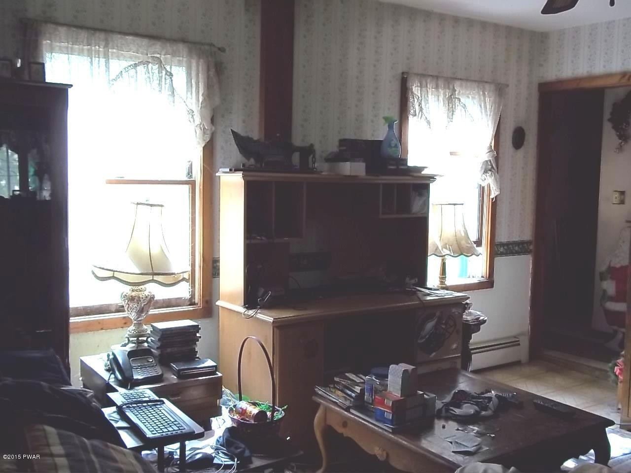 121 Frenchtown Road Shohola, PA 18458 - Photo 12 of 29