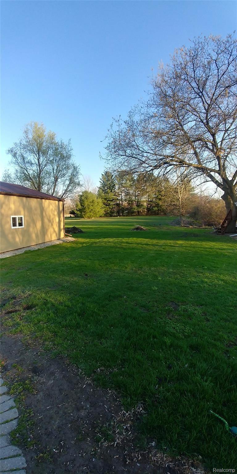 4663 Yankee Road St. Clair, MI 48079 - Photo 5 of 26 5.jpg