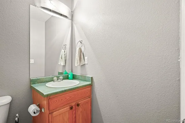 $400,000 | 4452 Cornish Way, Denver, CO 80239