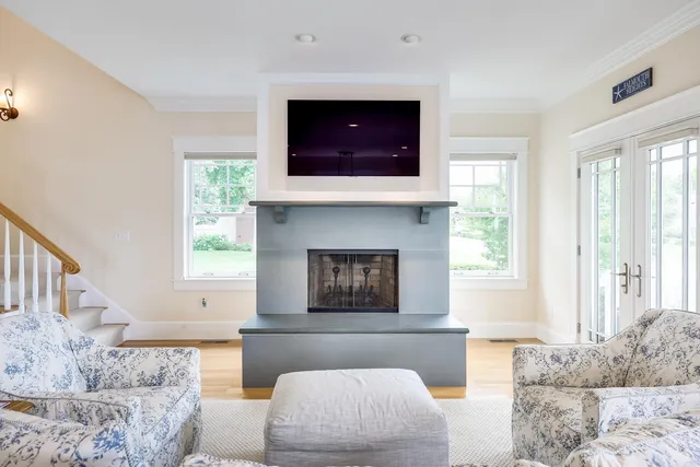 $8,000 | 3 Worcester Avenue, Falmouth, MA 02540