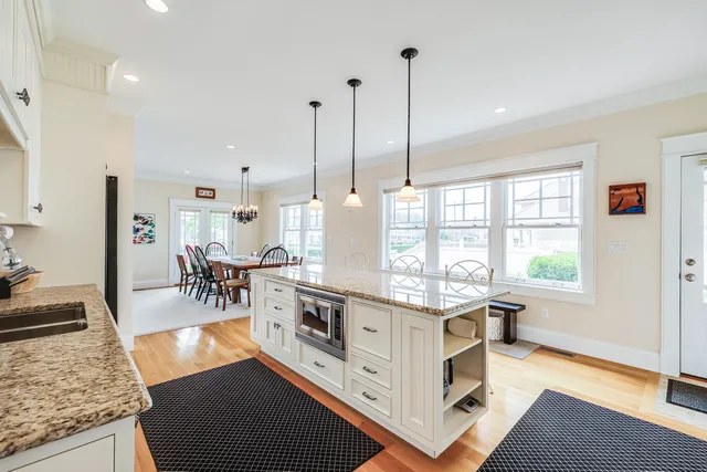 $8,000 | 3 Worcester Avenue, Falmouth, MA 02540