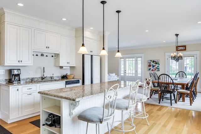 $8,000 | 3 Worcester Avenue, Falmouth, MA 02540