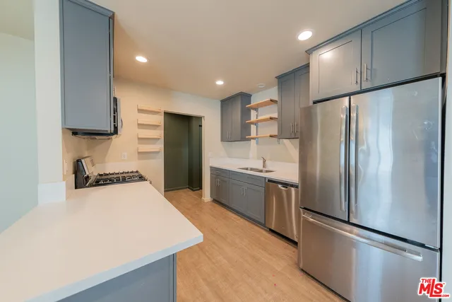 $3,900 | 7503 Camellia Avenue, North Hollywood, CA 91605