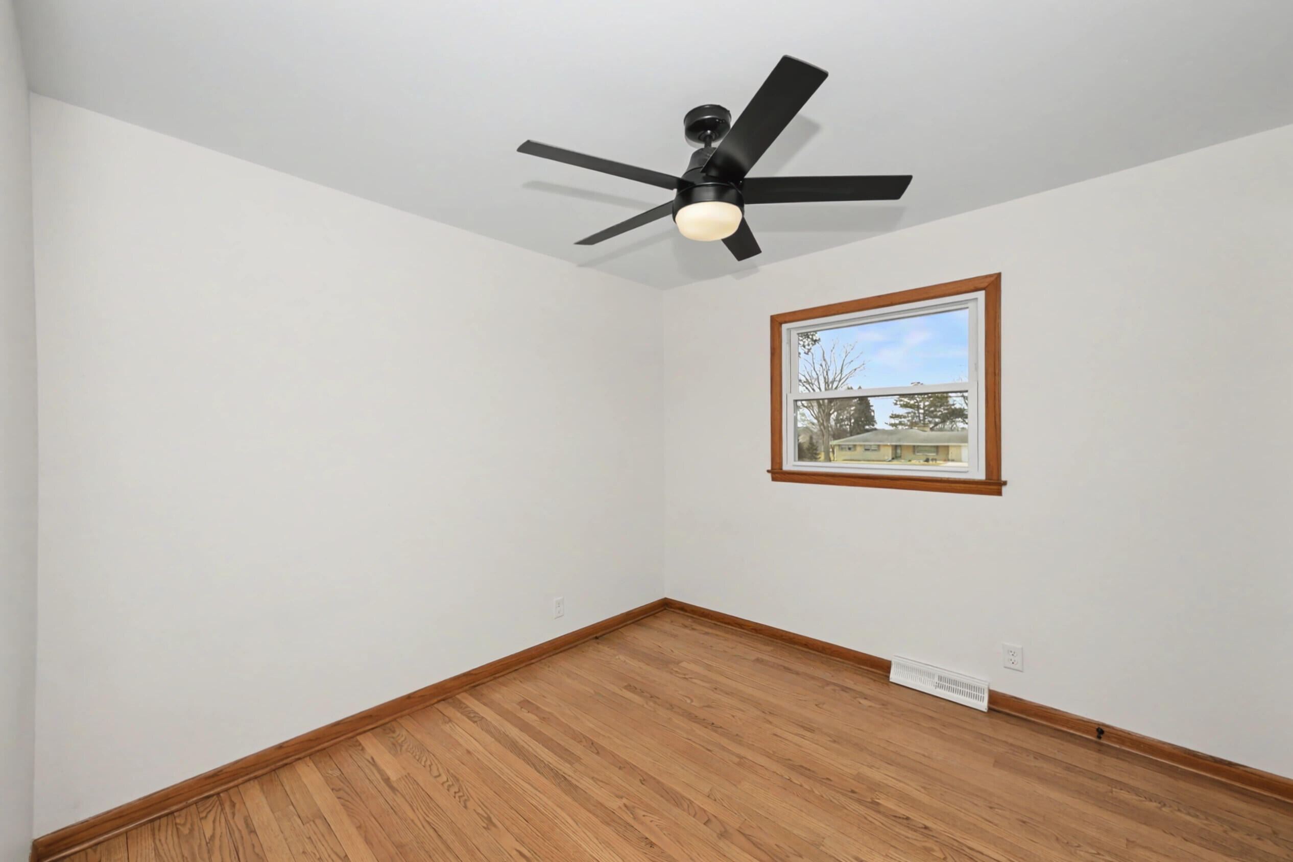 2101 North Emmertsen Road Mount Pleasant, WI 53406 - Photo 20 of 42 02_Photo (10)