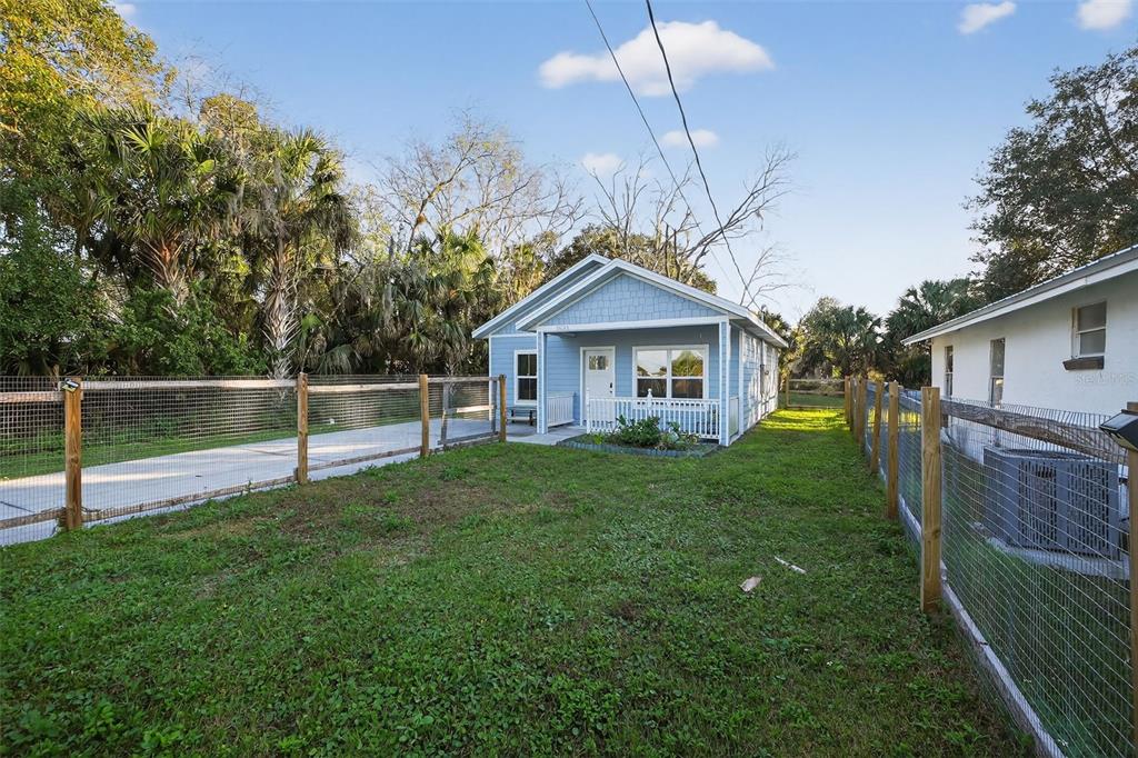 3633 Main Street Sanford, FL 32771 - Photo 29 of 31 a view of a house with a yard