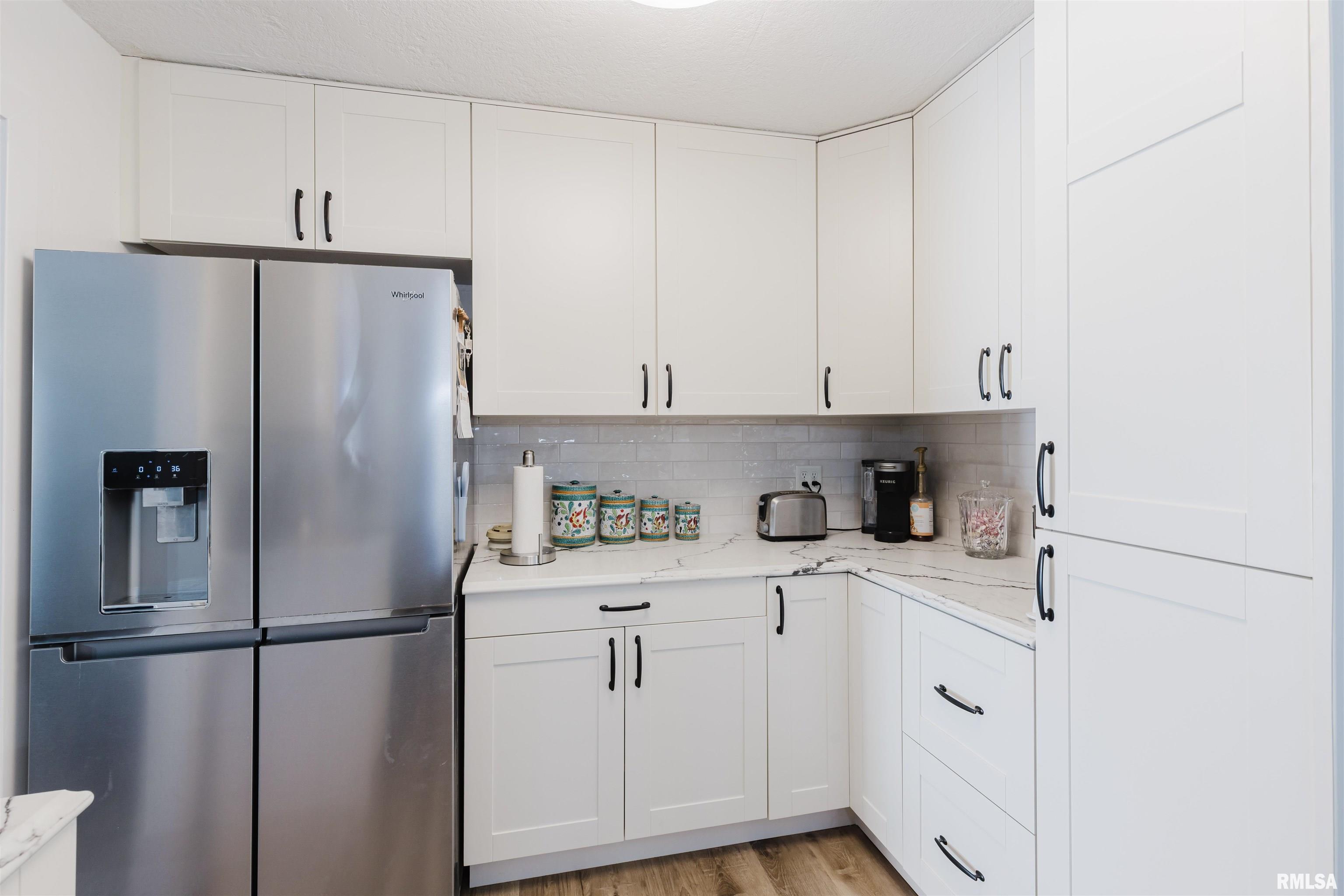 100 Prairie Road Carterville, IL 62918 - Photo 14 of 56