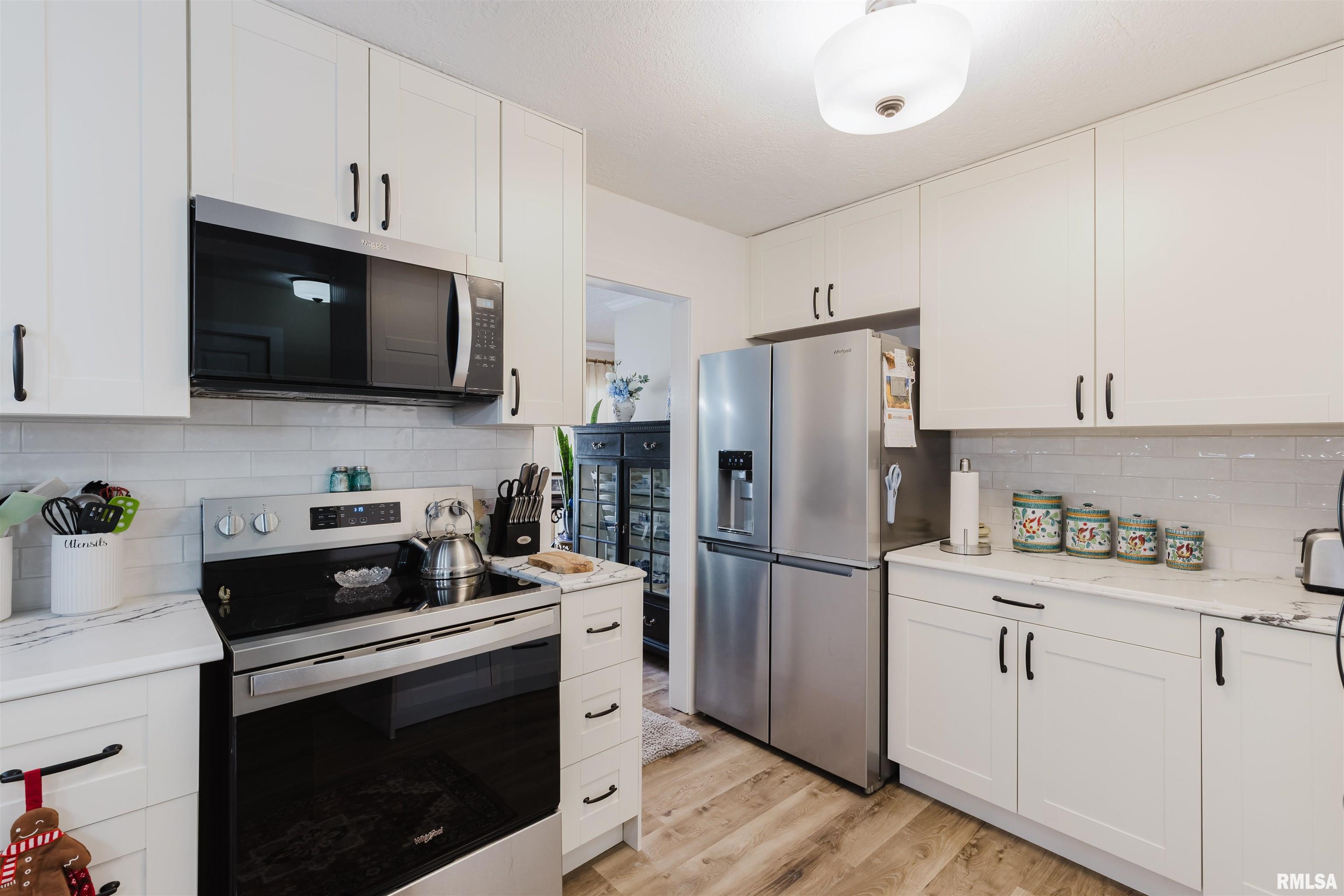 100 Prairie Road Carterville, IL 62918 - Photo 17 of 56