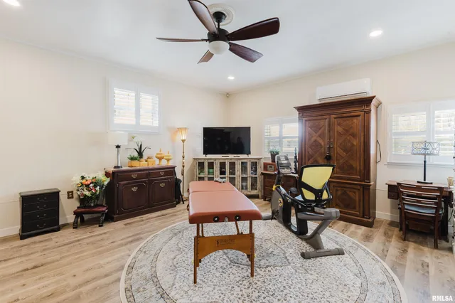 $269,900 | 100 Prairie Road, Carterville, IL 62918