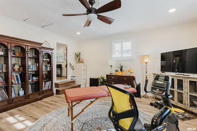 $269,900 | 100 Prairie Road, Carterville, IL 62918