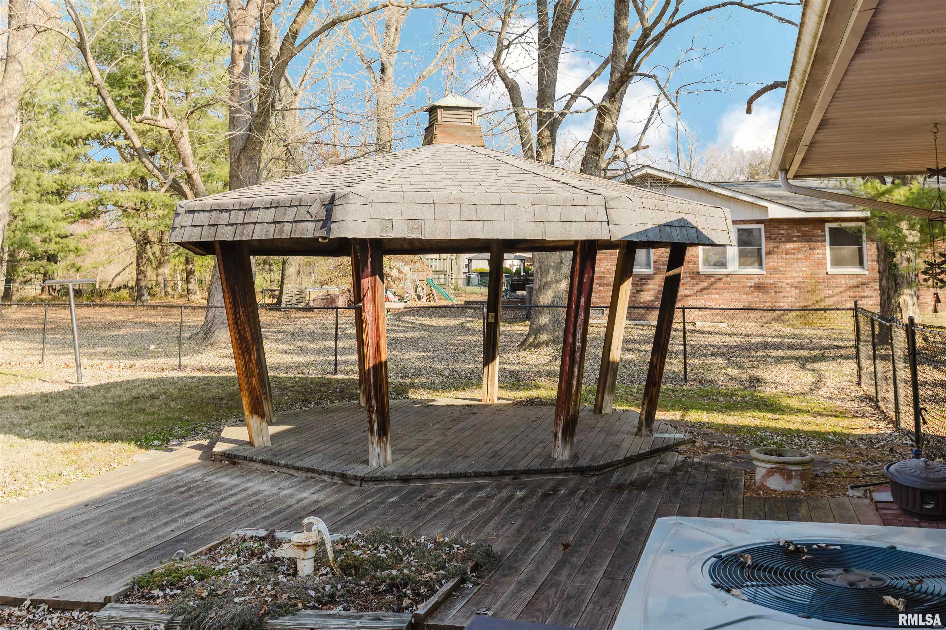 100 Prairie Road Carterville, IL 62918 - Photo 42 of 56