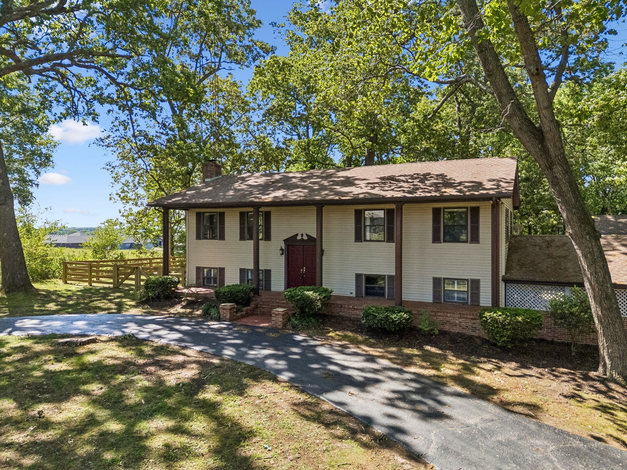 385 Perdue Road Franklin, KY 42134 - Photo 1 of 72 a view of a house with a patio