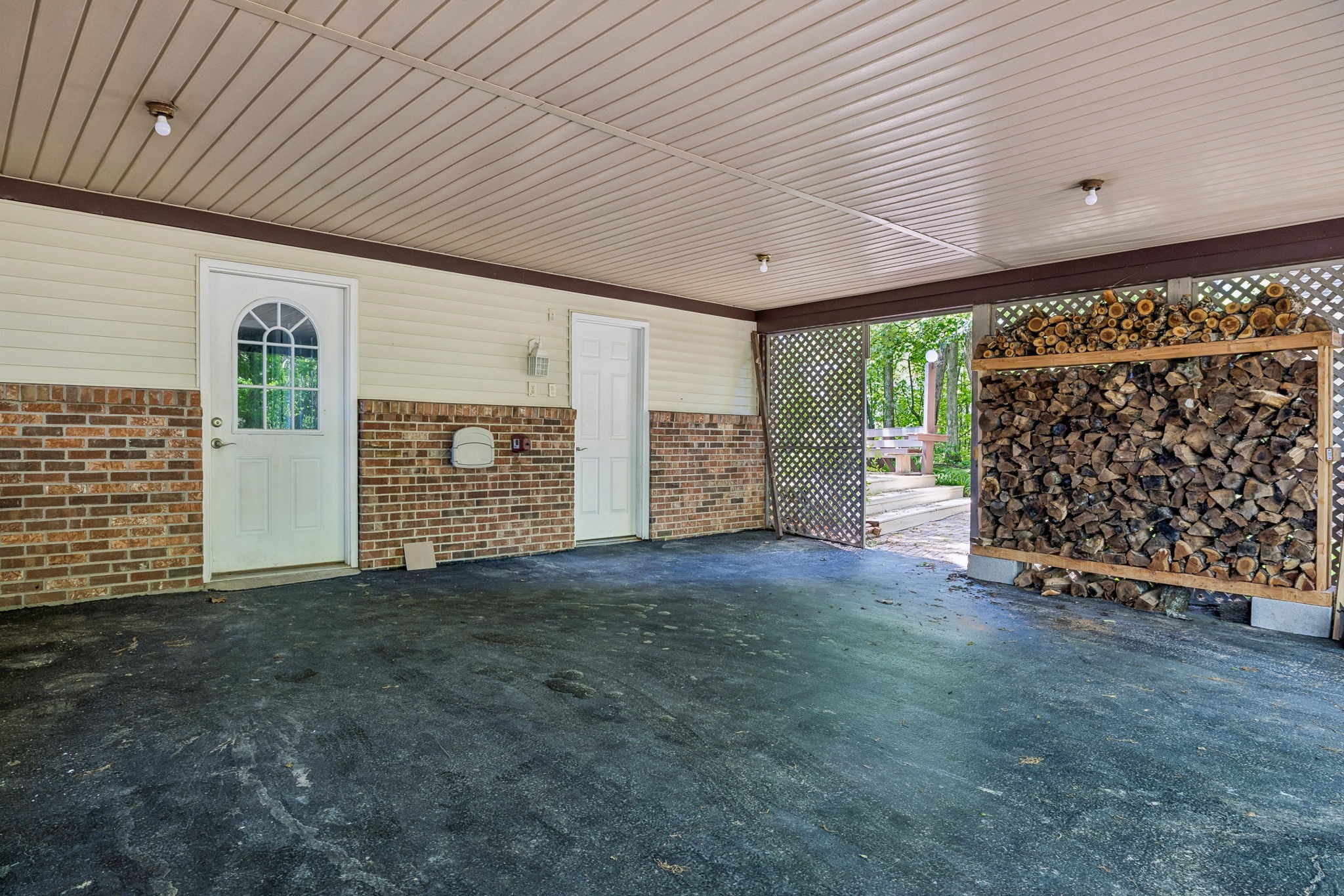 385 Perdue Road Franklin, KY 42134 - Photo 22 of 72 a view of an empty room with a fireplace