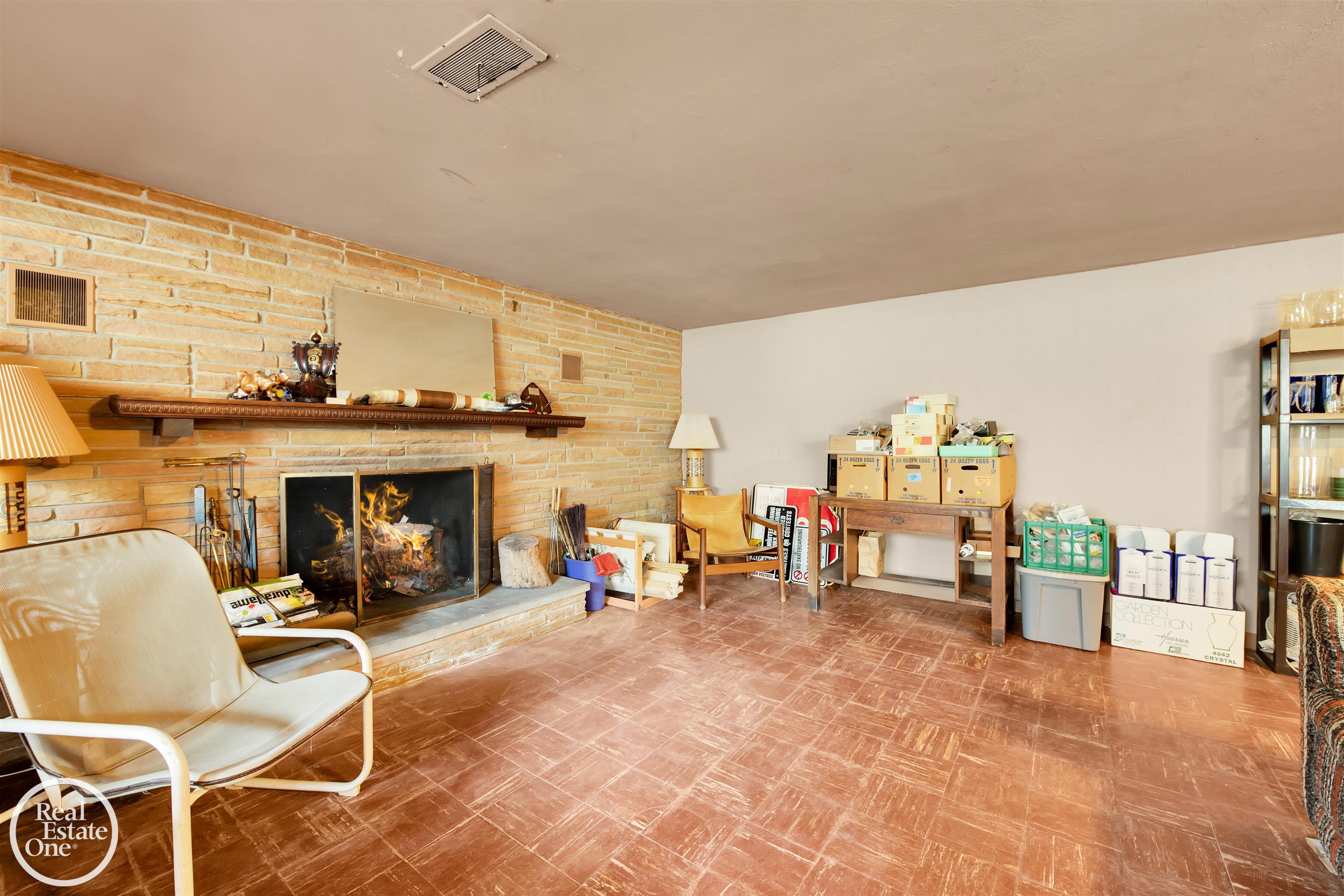 57 Hampton Road Grosse Pointe Shores, MI 48236 - Photo 26 of 35