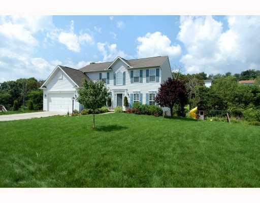 189 Lori Road Gibsonia, PA 15044 - Photo 1 of 18 Exterior Front.