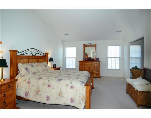 189 Lori Road Gibsonia, PA 15044 - Photo 9 of 18 Master Bedroom.