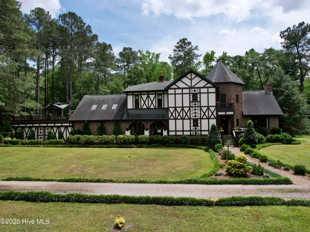 $2,100,000 | 768 Bethesda Church Road, Orrum, NC 28369