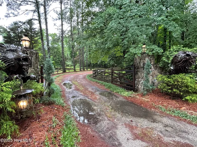 $2,100,000 | 768 Bethesda Church Road, Orrum, NC 28369