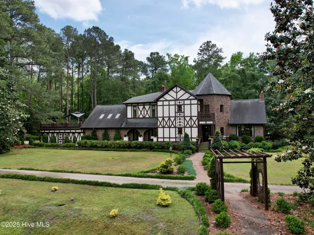 $2,100,000 | 768 Bethesda Church Road, Orrum, NC 28369