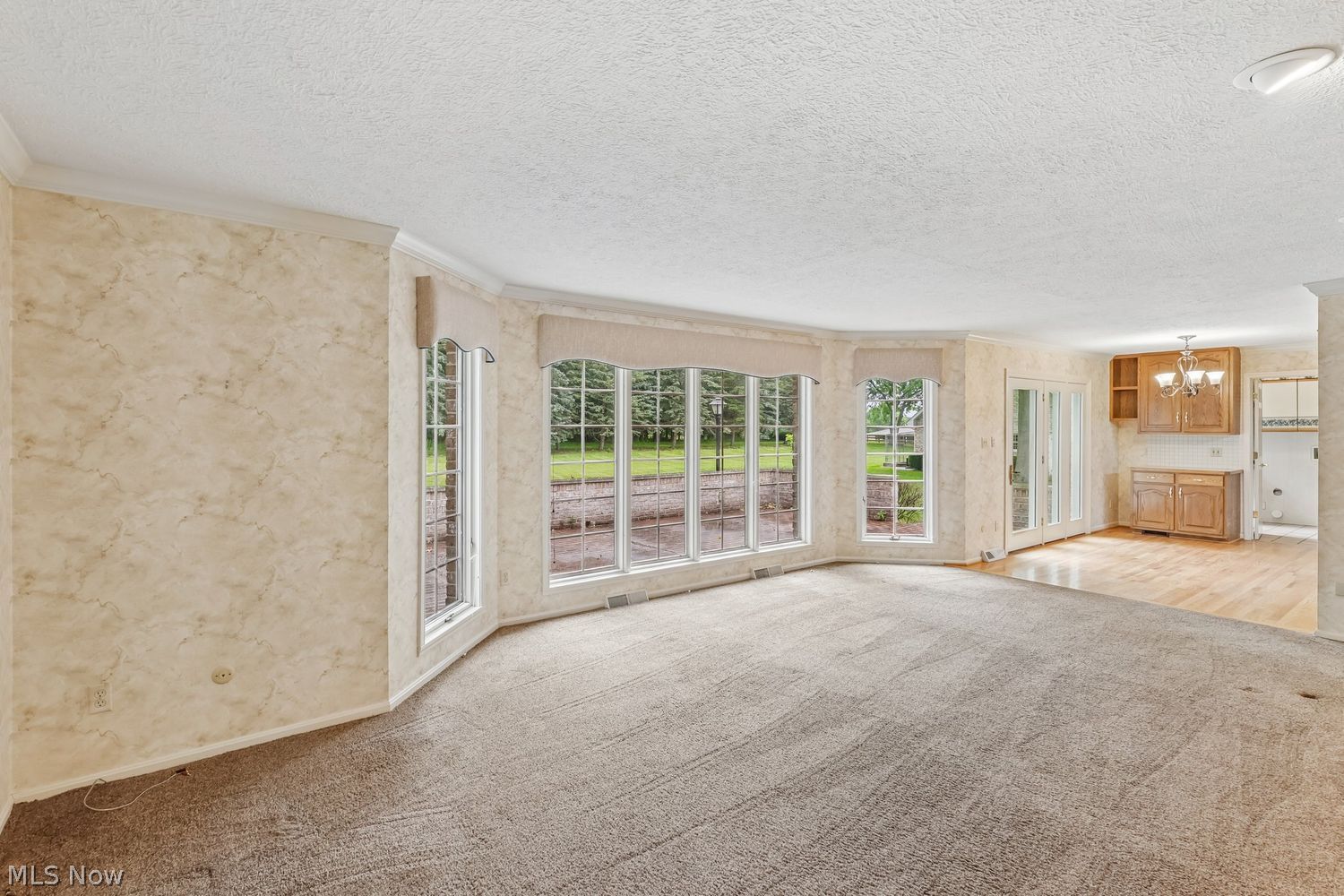 4551 Shaw Road Akron, OH 44333 - Photo 7 of 32