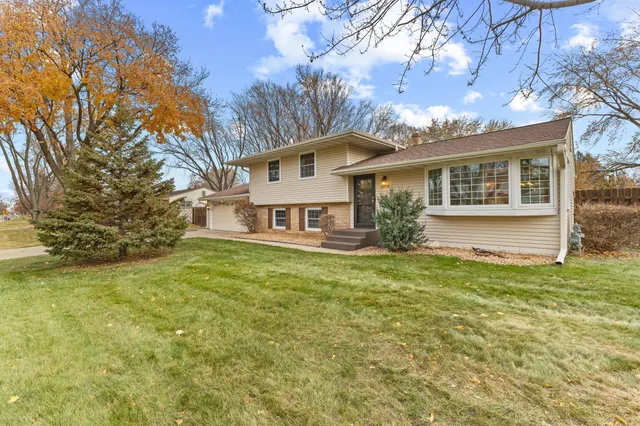 $419,900 | 4004 McKnight Road North, White Bear Lake, MN 55110