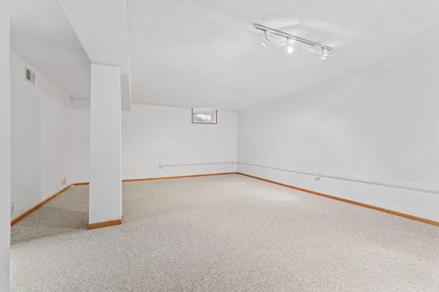 $419,900 | 4004 McKnight Road North, White Bear Lake, MN 55110