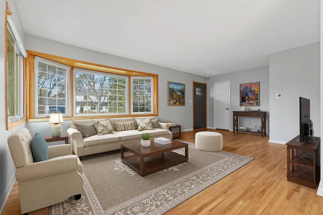 $419,900 | 4004 McKnight Road North, White Bear Lake, MN 55110