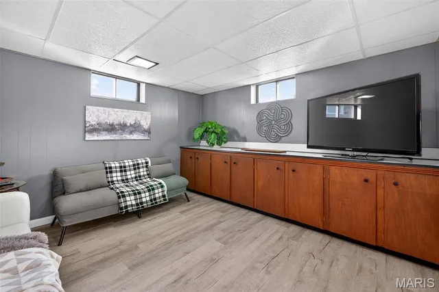 $220,000 | 7622 Springdale Drive, Pasadena Park, MO 63121