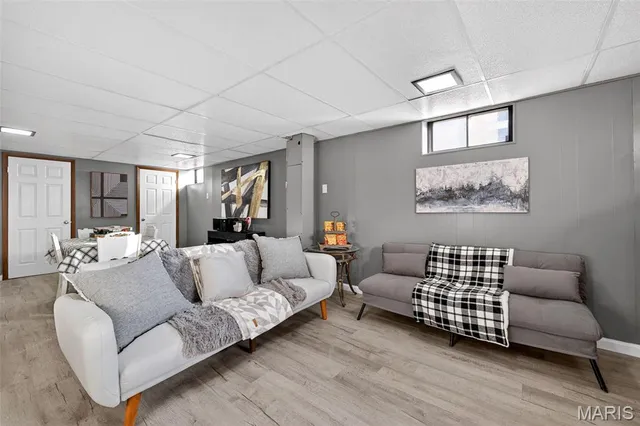 $220,000 | 7622 Springdale Drive, Pasadena Park, MO 63121