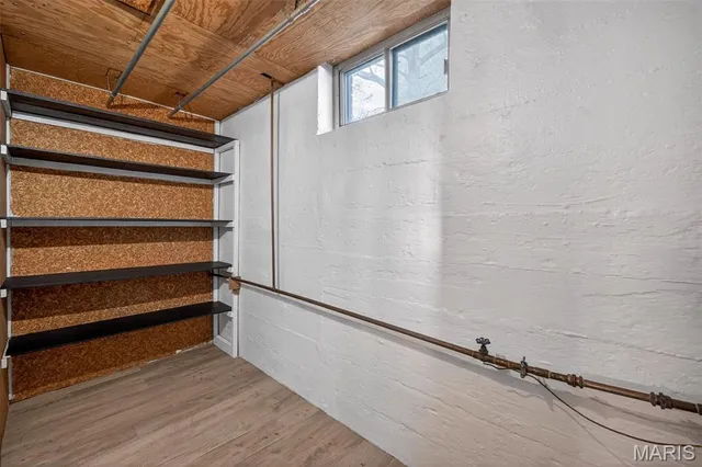 $220,000 | 7622 Springdale Drive, Pasadena Park, MO 63121