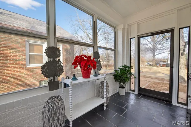 $220,000 | 7622 Springdale Drive, Pasadena Park, MO 63121