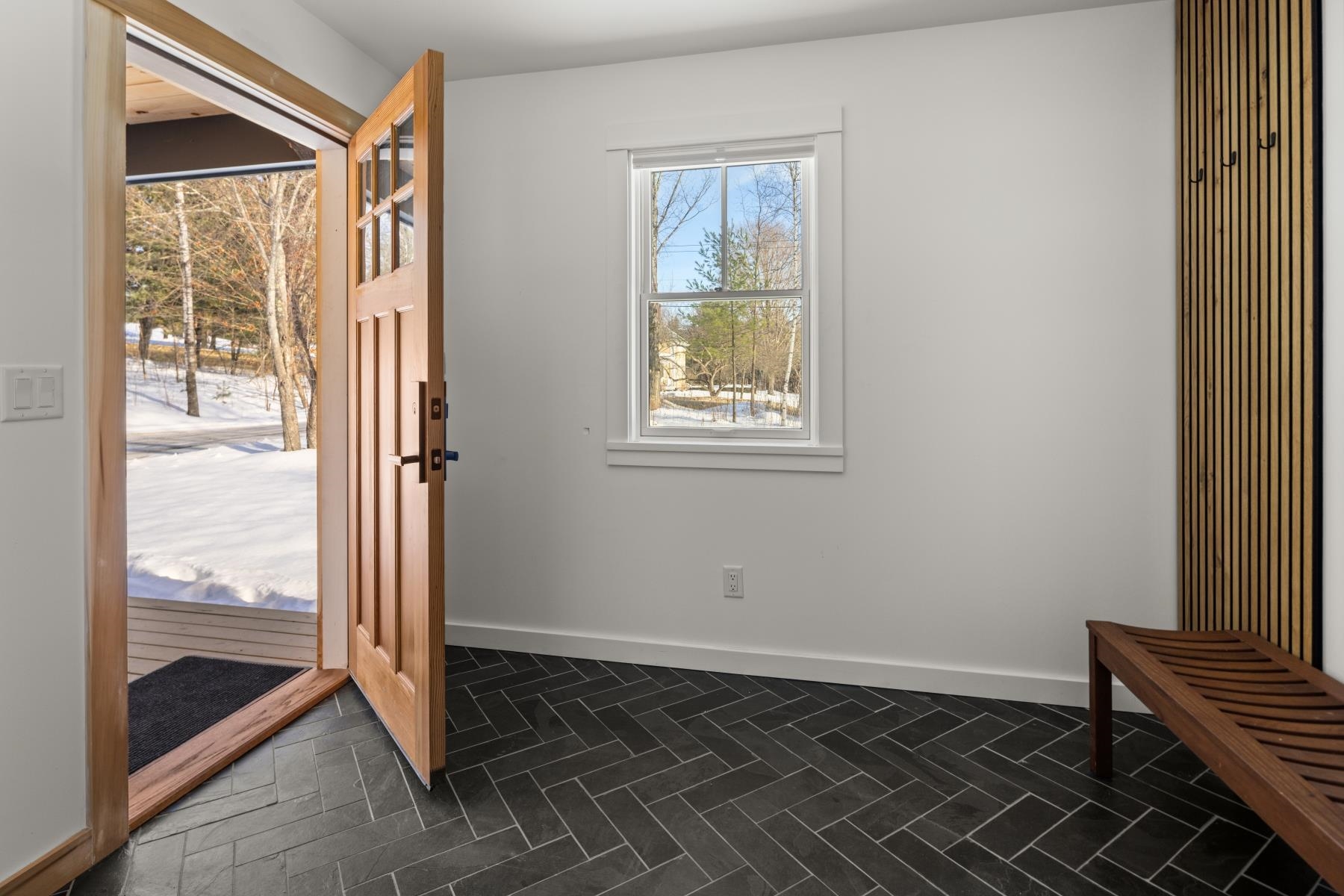 127 Shaw Hill Road Stowe, VT 05672 - Photo 4 of 30